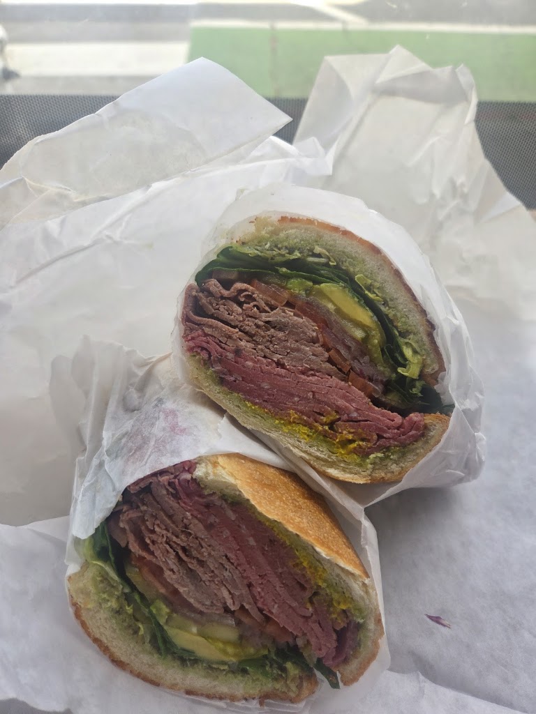 Rhea's Deli & Market