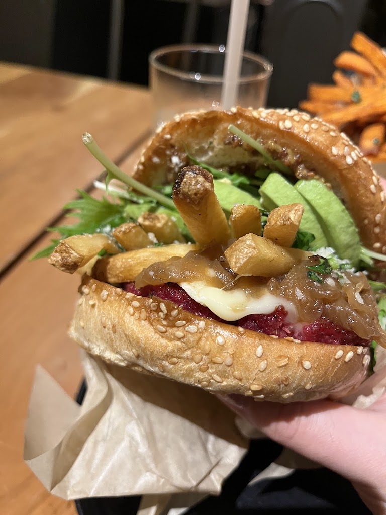 Roam Artisan Burgers