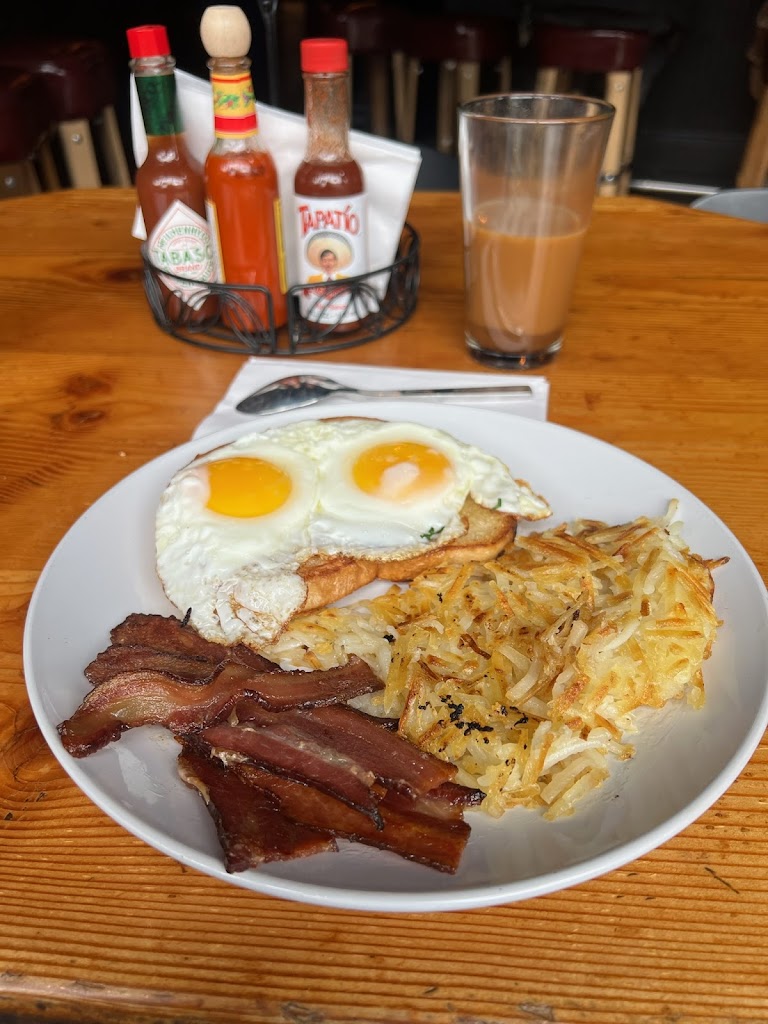 Rudi’s Sports Bar & Restaurant