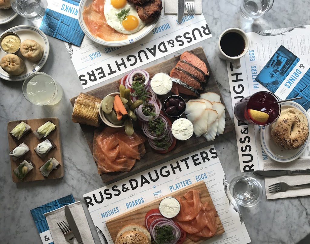 Russ & Daughters Cafe