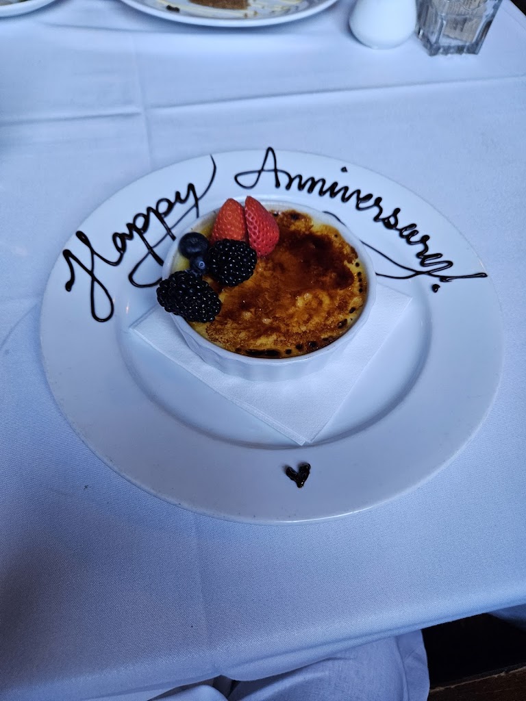 Russell's Restaurant & Loft