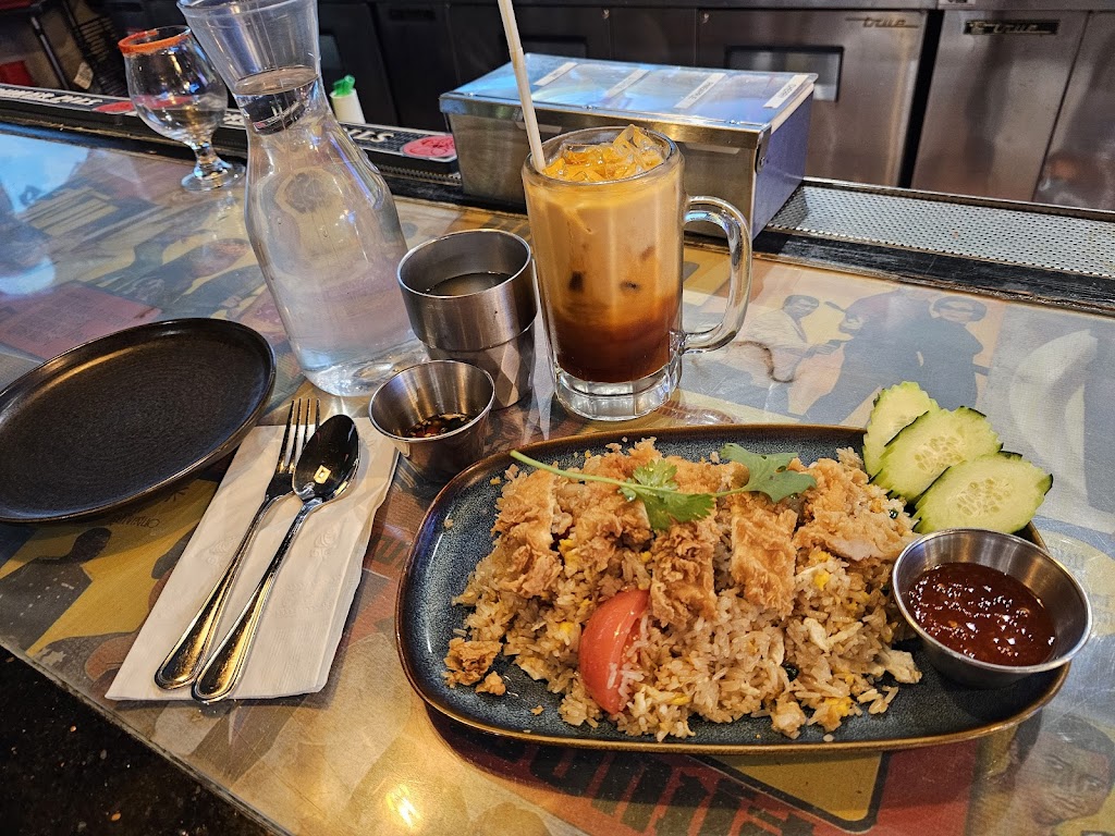 Saap Ver Damn Good! Thai street food