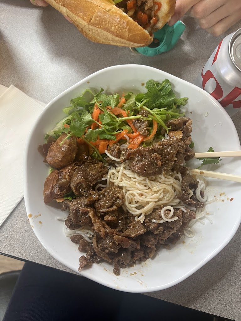 Saigon Deli