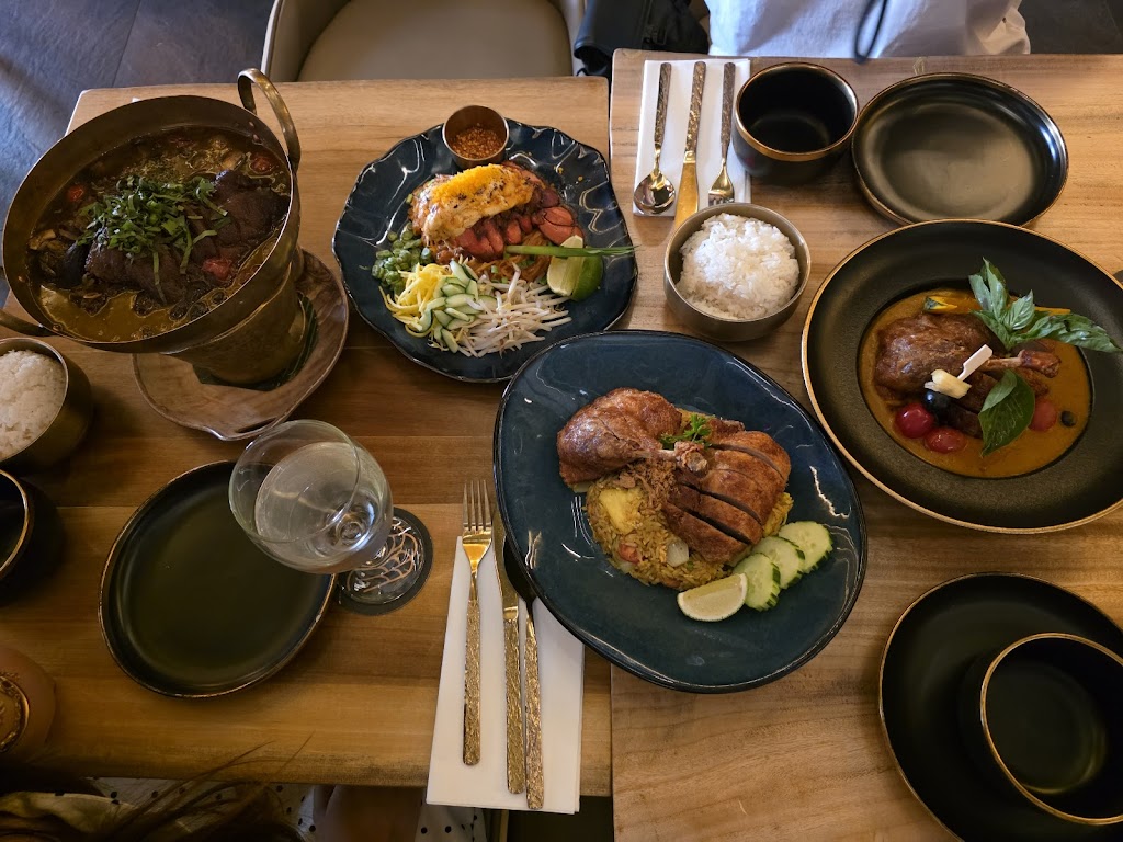 SaiTong Thai