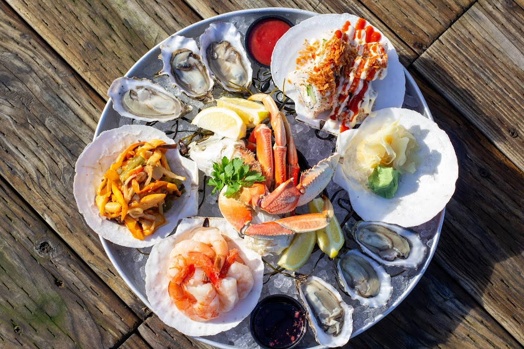 Salty's on Alki Beach
