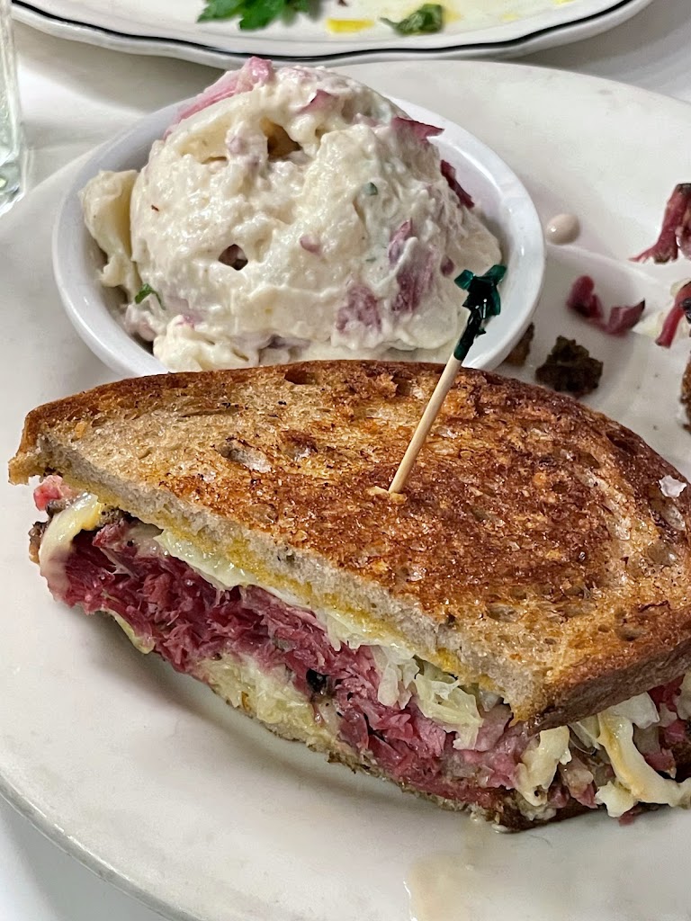 Saul's Restaurant & Delicatessen