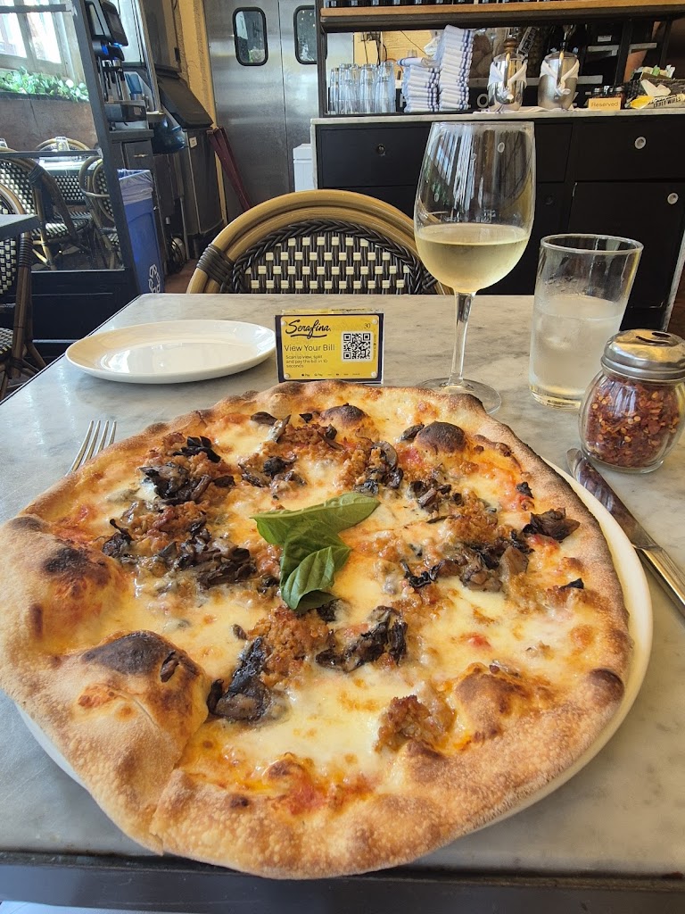 Serafina Fabulous Pizza 79th (UES)