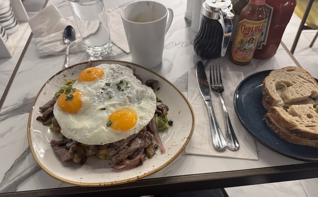 Siempre Breakfast & Lunch