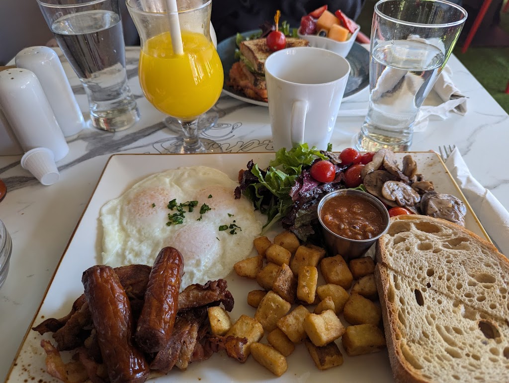 Siempre Breakfast & Lunch
