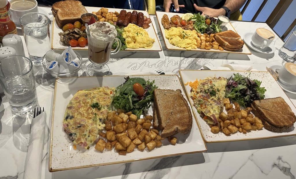 Siempre Breakfast & Lunch
