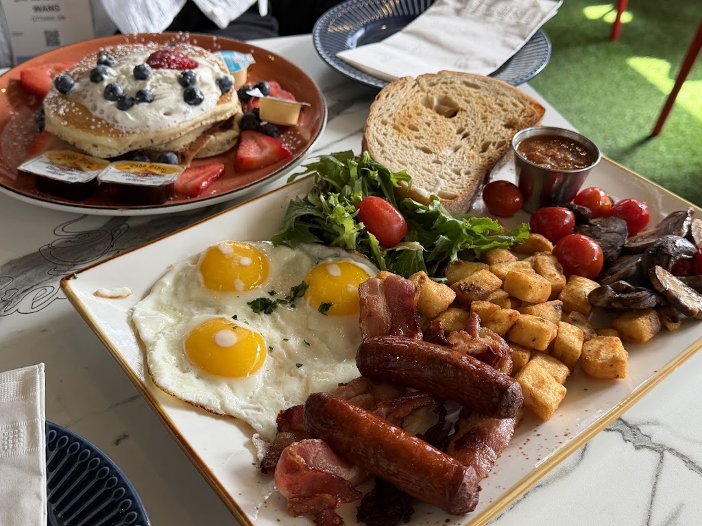 Siempre Breakfast & Lunch