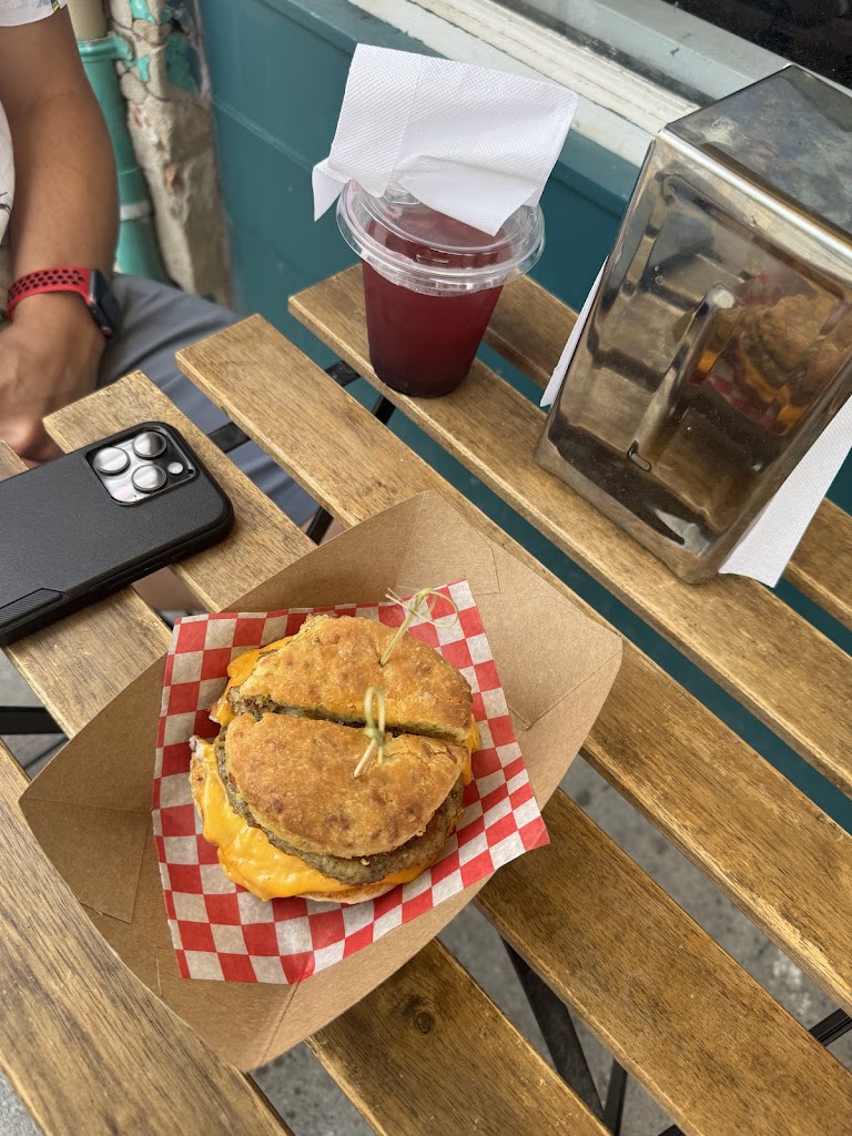 Sleepy Pete's
