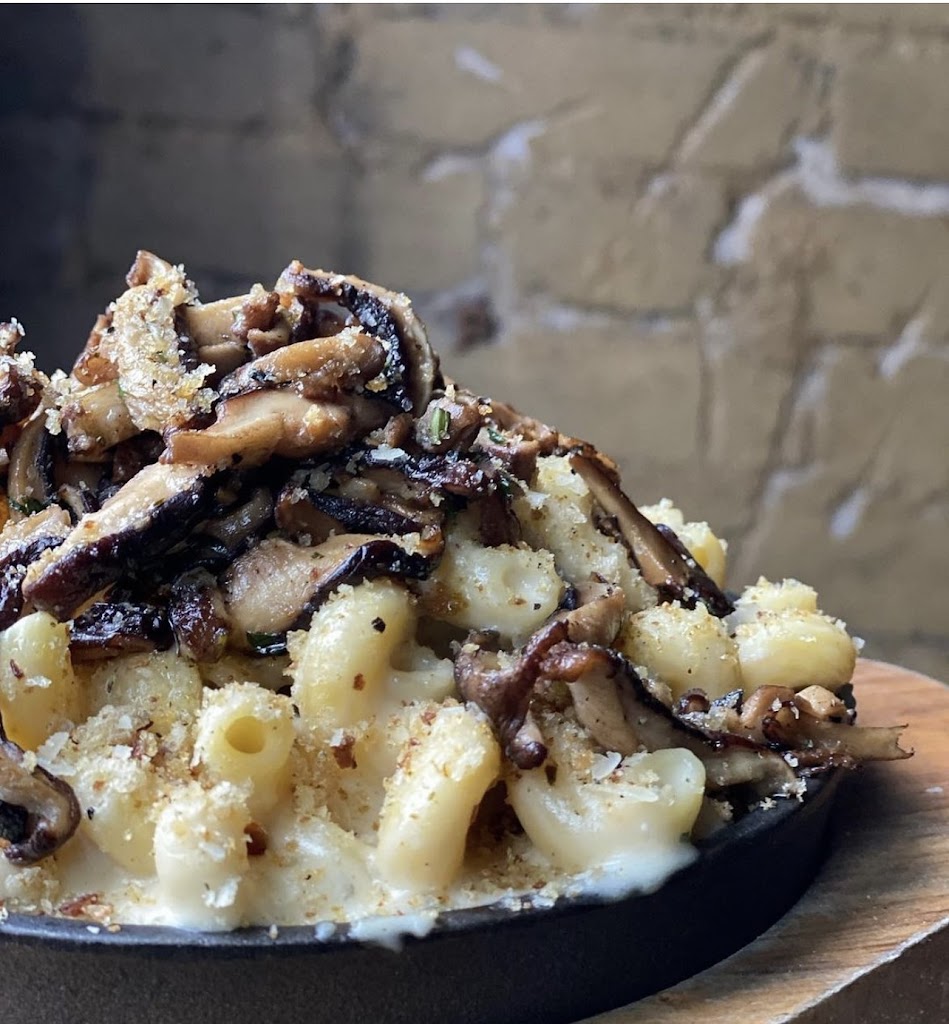 SmoQue N' Bones