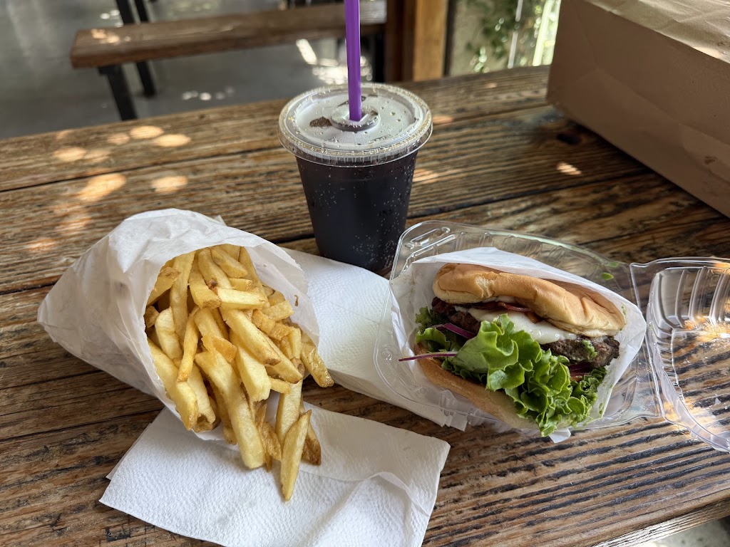 Sparky's Giant Burgers