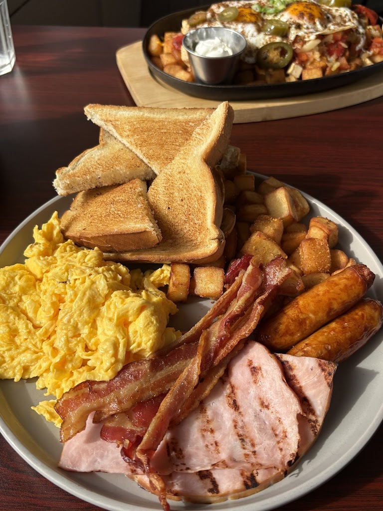 Spice Nosh Brunch & Bar