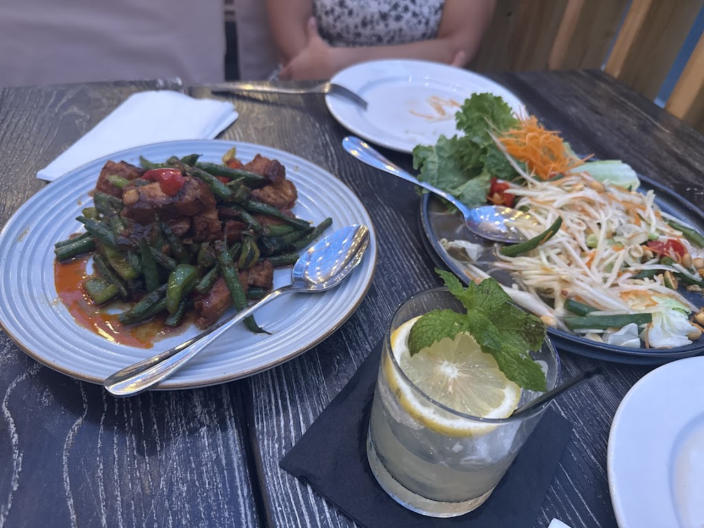 SpoonFull Thai Kitchen & Bar