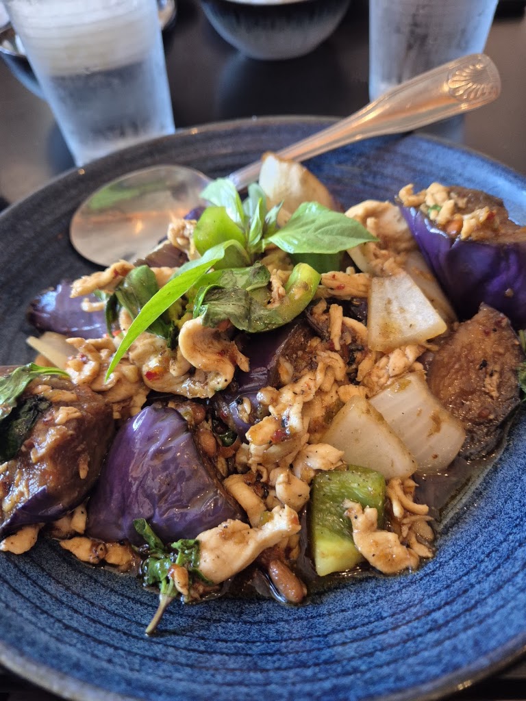 Sriracha Thai Cuisine
