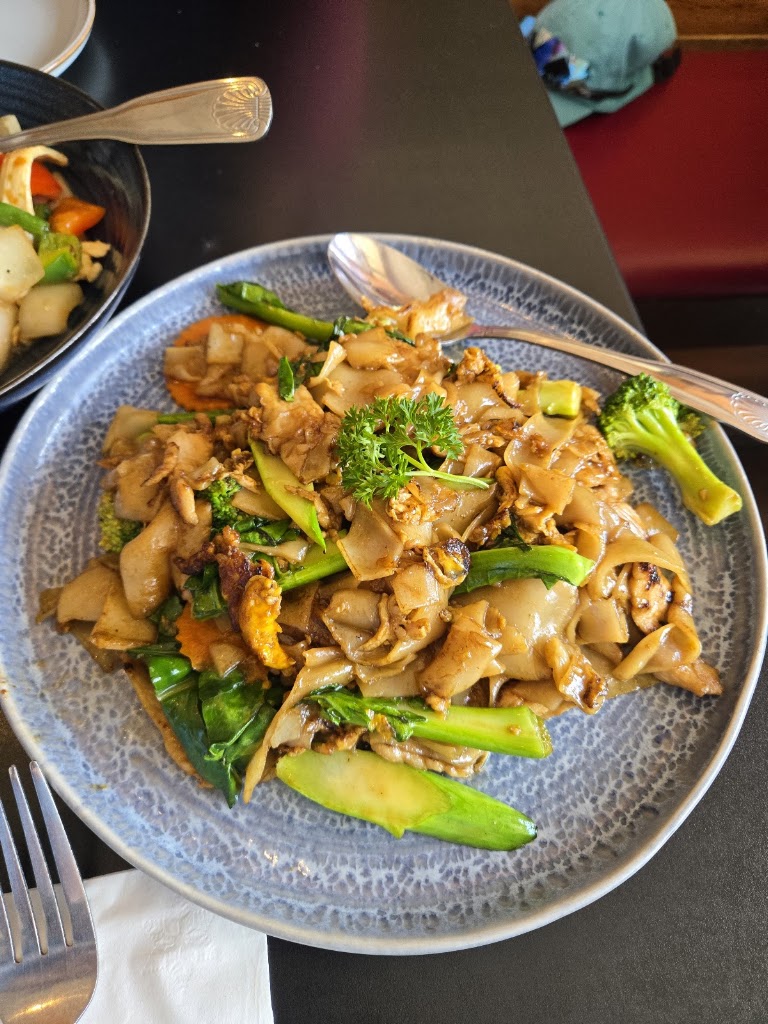 Sriracha Thai Cuisine