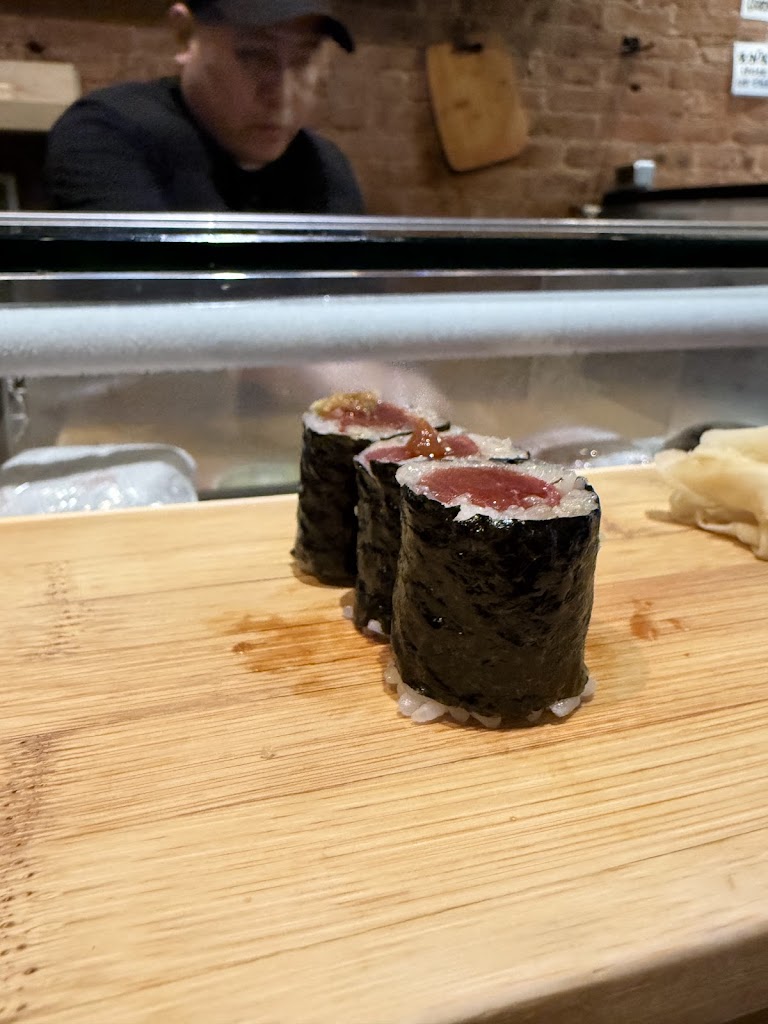 Tanoshi Sushi Sake Bar