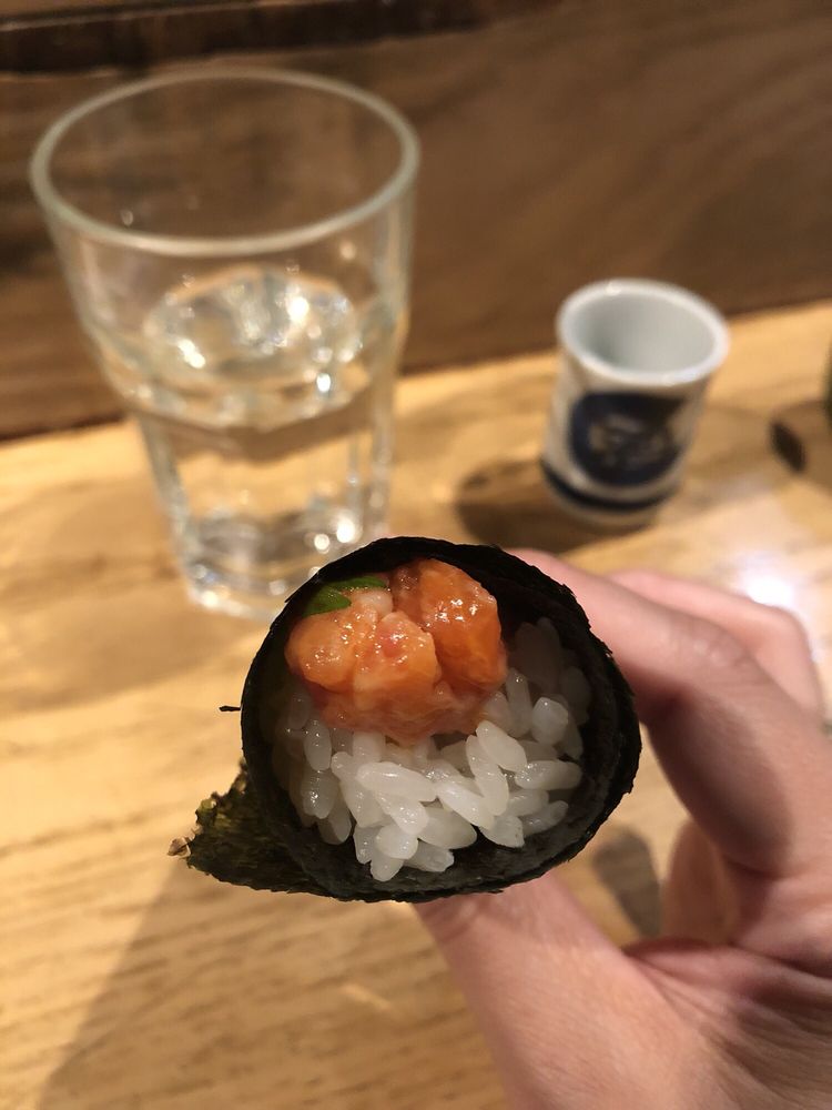 Tanoshi Sushi Sake Bar