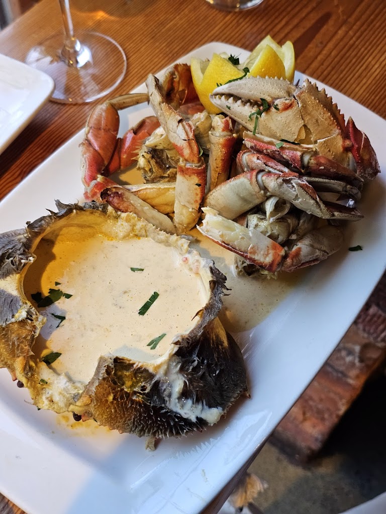Taylor Shellfish Oyster Bar