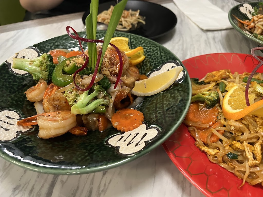 Thairoomgrand Etobicoke