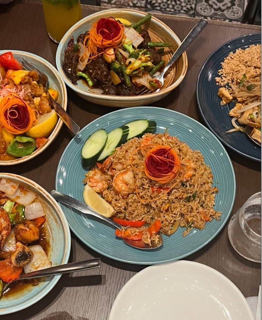 Thairoomgrand York Mills