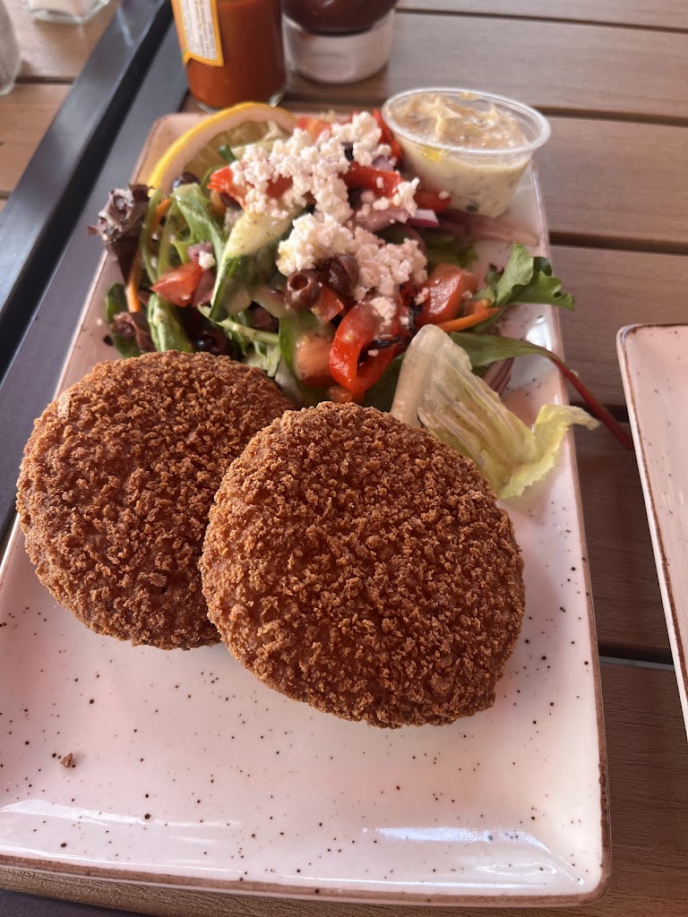 The Cherie Bistro