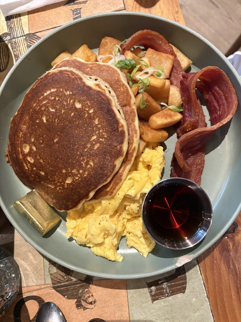 The Grey Dog - Flatiron