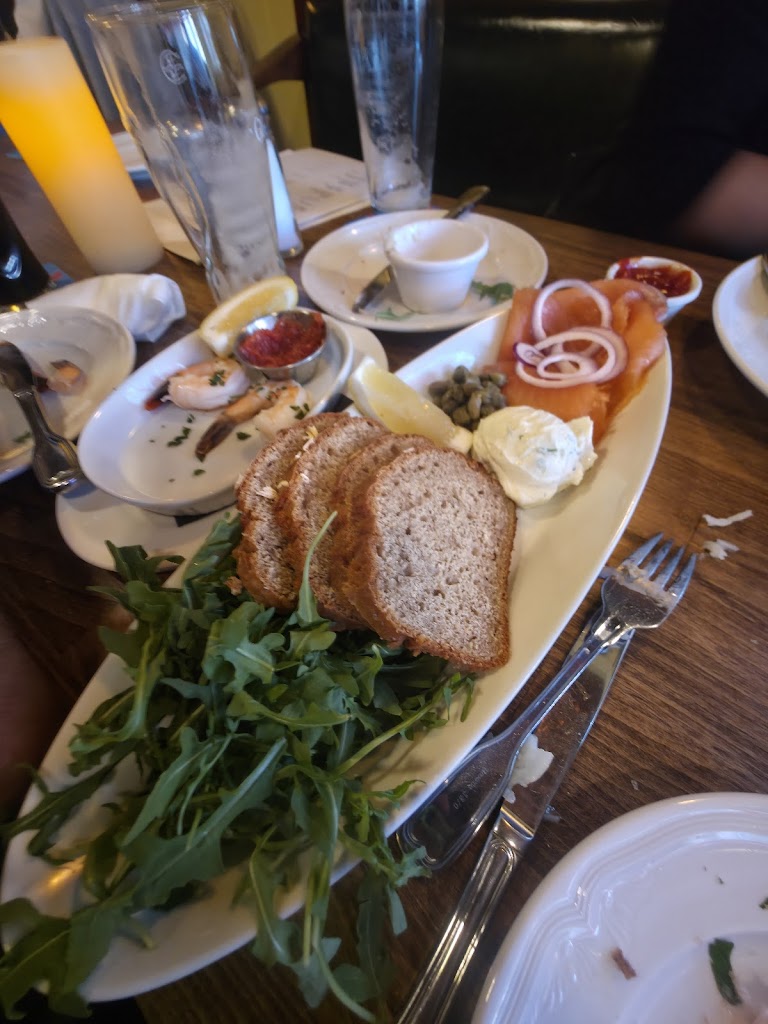 The HARP TAVERN