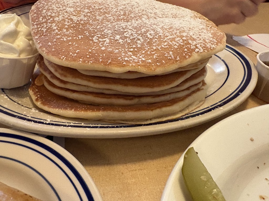 The Lakeview Diner