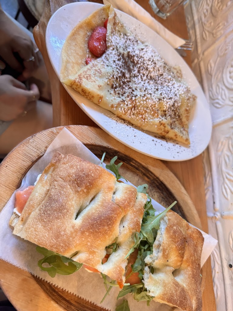 The Little Sweet Café