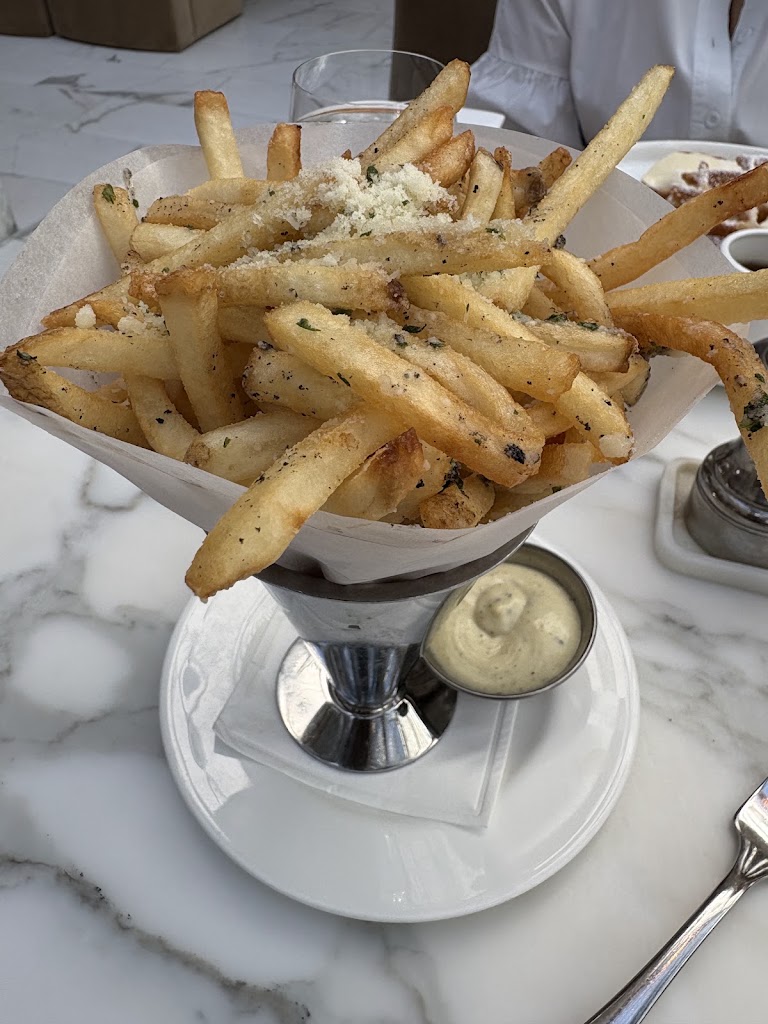 The Palm Court at RH San Francisco