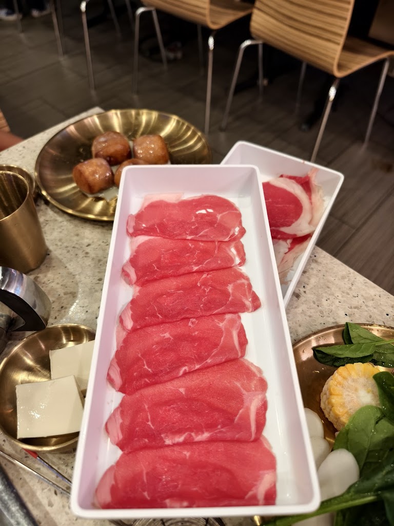 The Pots Hot Pot