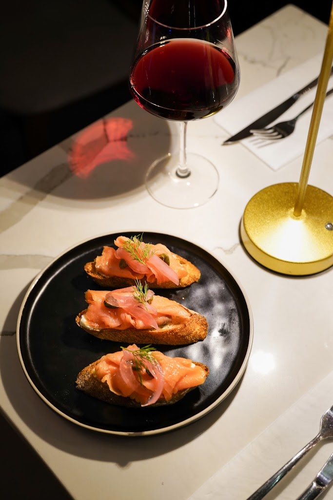 The Purple Tongue Wine Bar