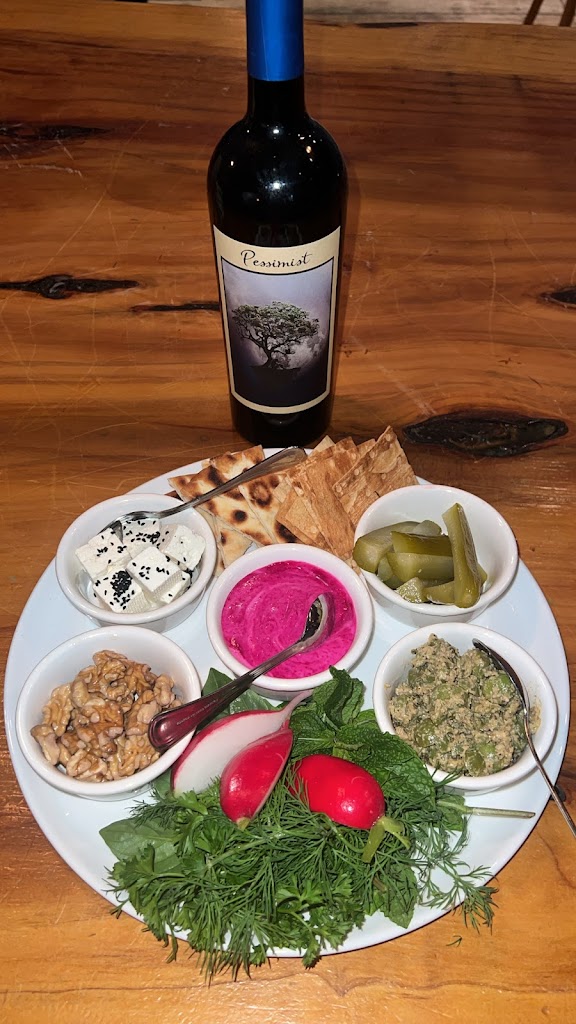 Tinto Restaurant & Wine Bar