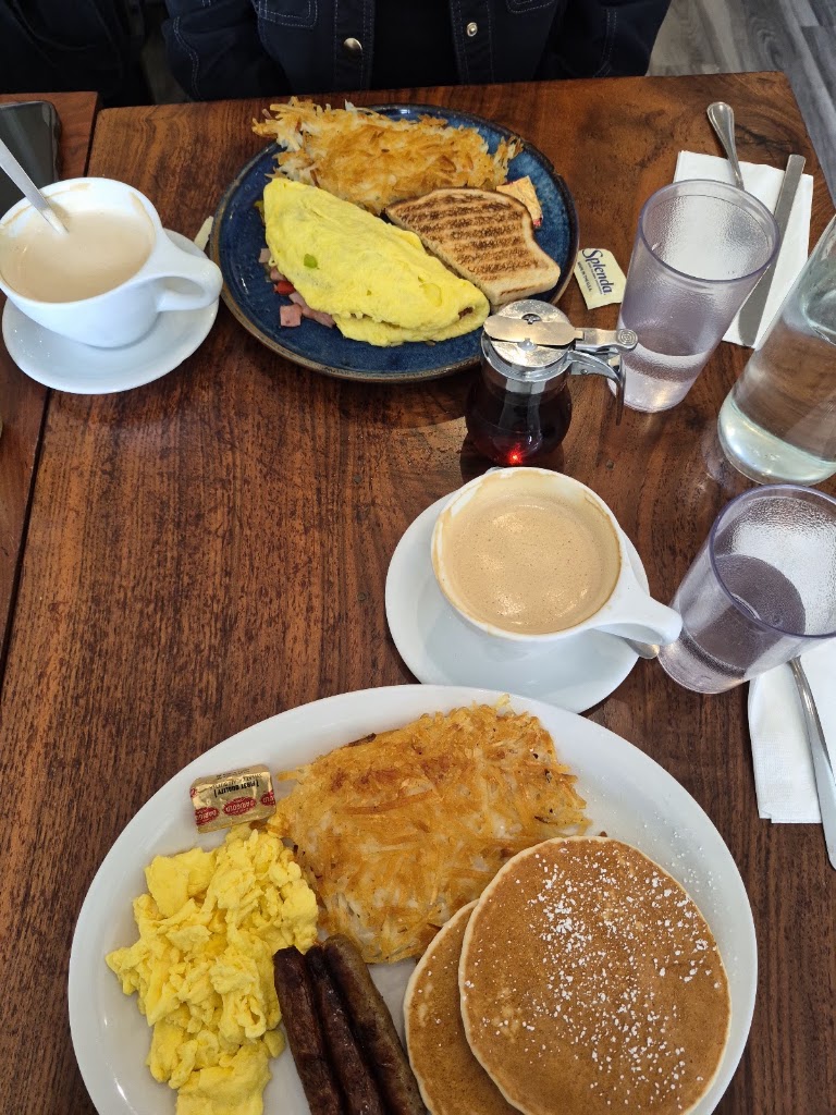 Toast Eatery