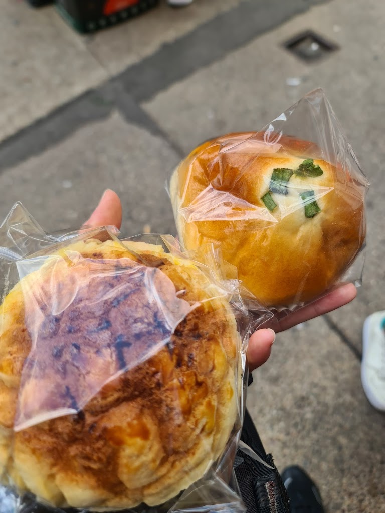 Top Bread