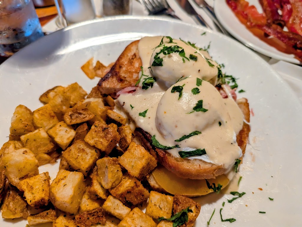Toulouse Petit Kitchen & Lounge