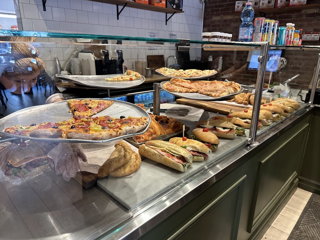 Tre Mari Bakery
