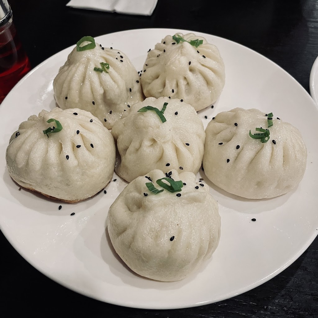 Tumi Dumpling House