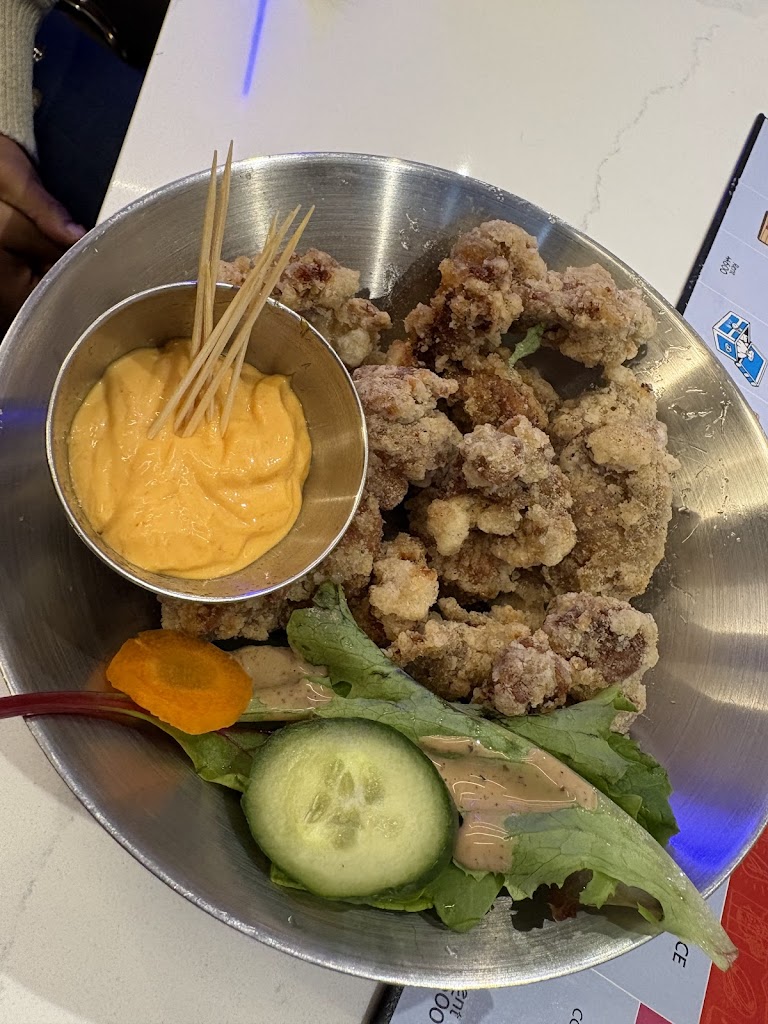 Twilight Cafe & Bar (North York)