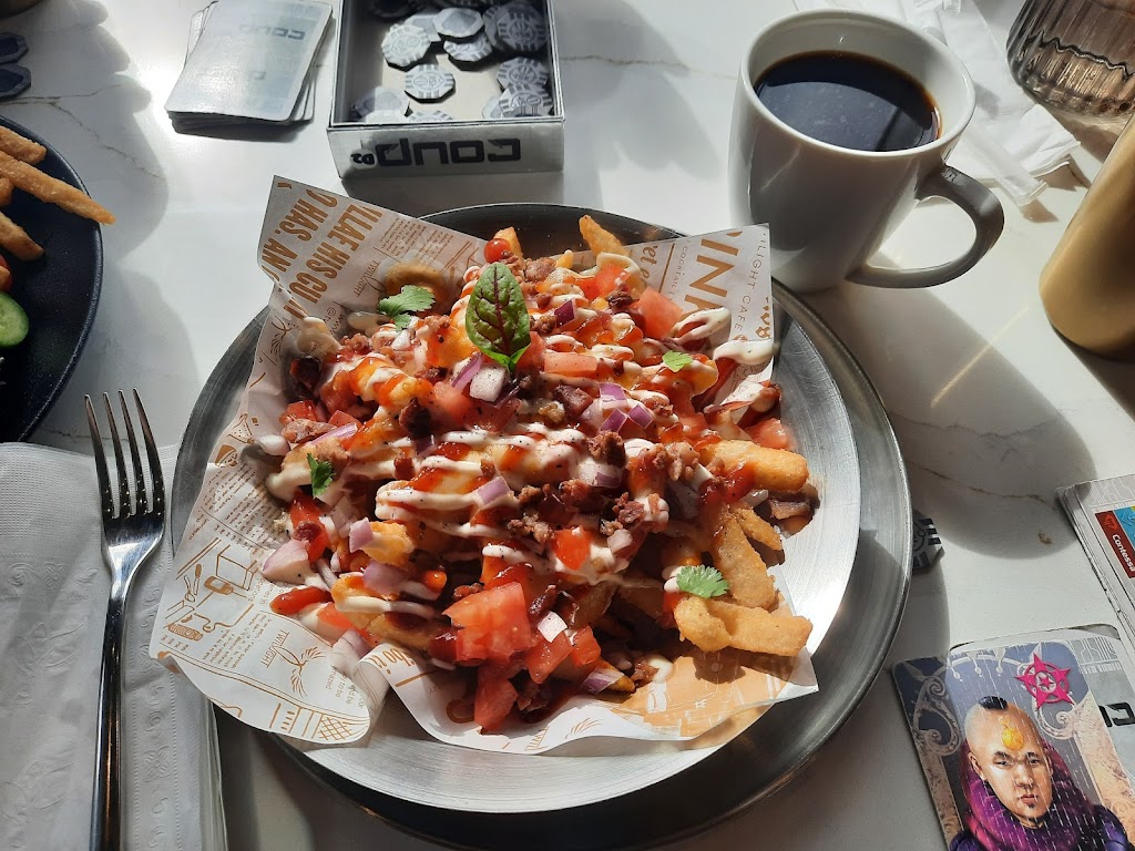 Twilight Cafe & Bar (North York)