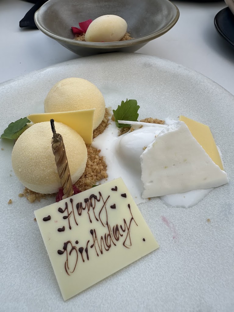 Ultra Restaurant