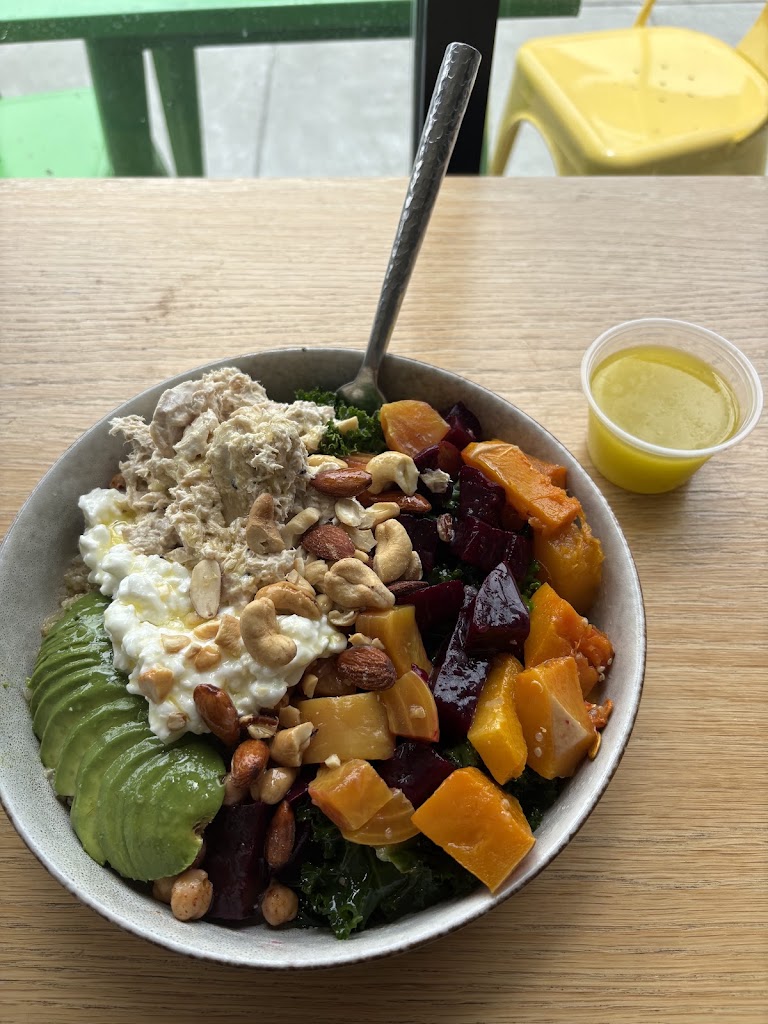 UPFORDAYZ Cafe & Bakery