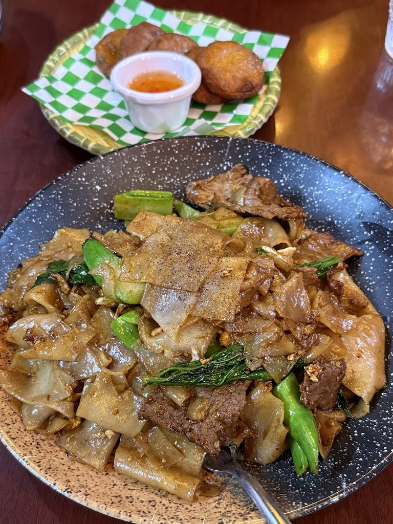 Wai Thai Kitchen: Thai Food Restaurant in North York