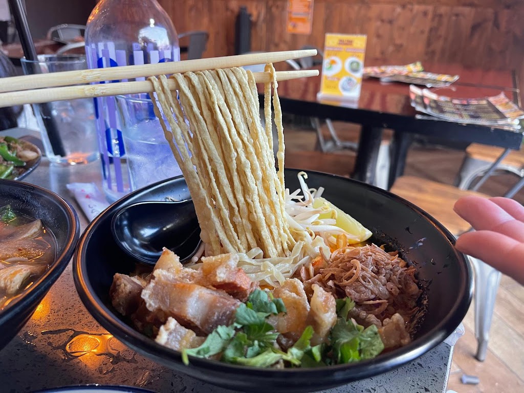 Wai Thai Kitchen: Thai Food Restaurant in North York