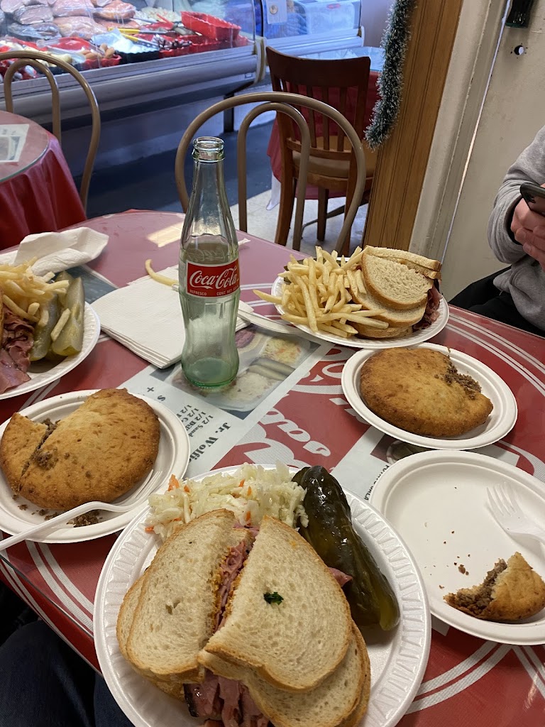 Wolfies Deli
