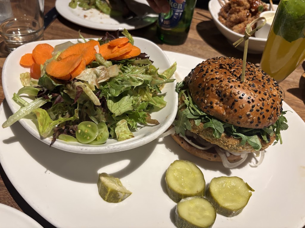 Yard House