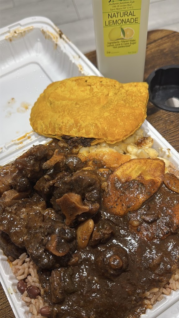 Yardies Jerk - Saint Albans